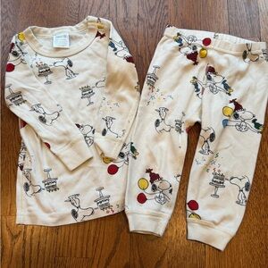 Hanna Andersson Peanuts Snoopy Pajamas size 18-24m